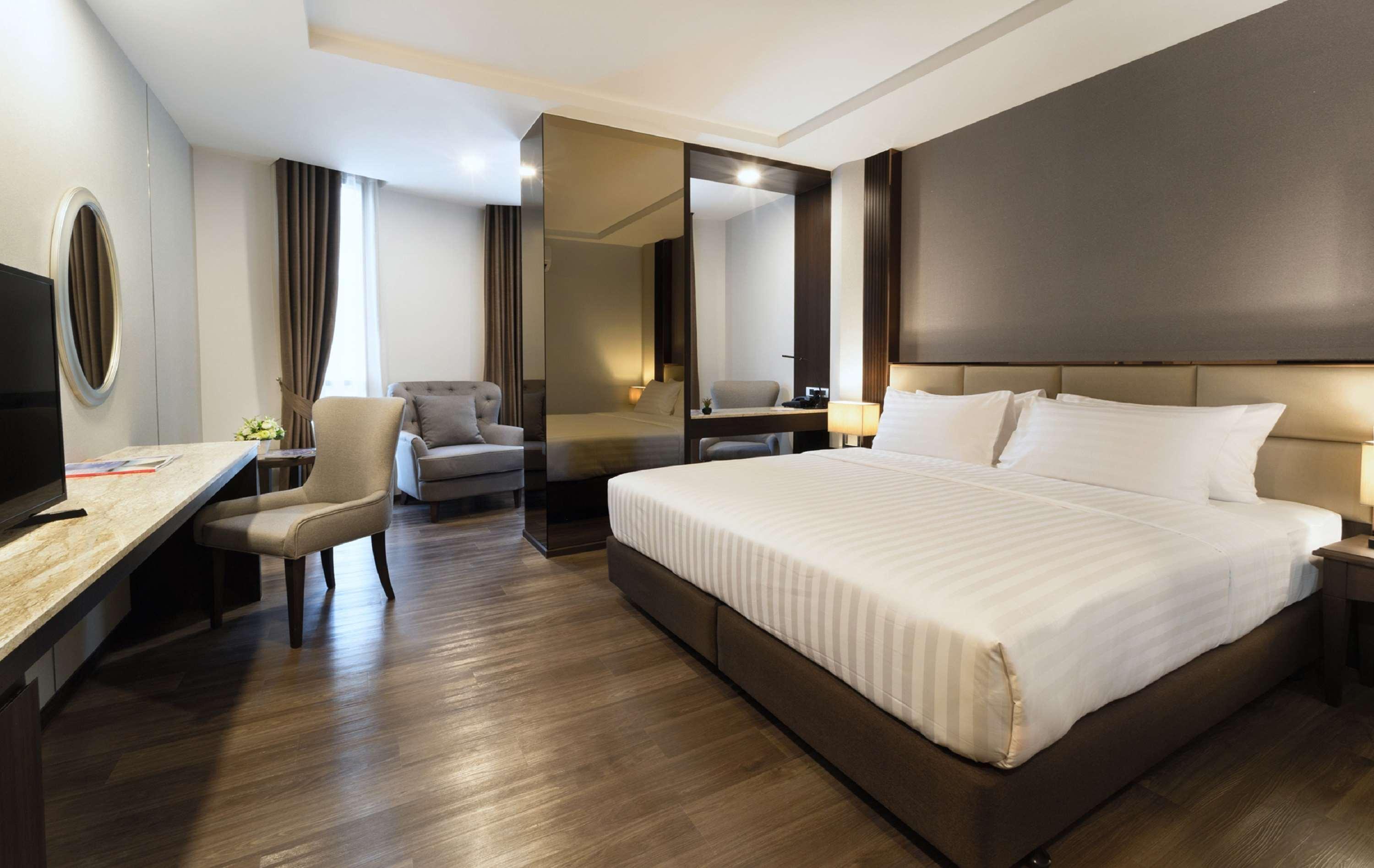 Surestay Plus By Best Western Sukhumvit 2 Bangkok Eksteriør billede