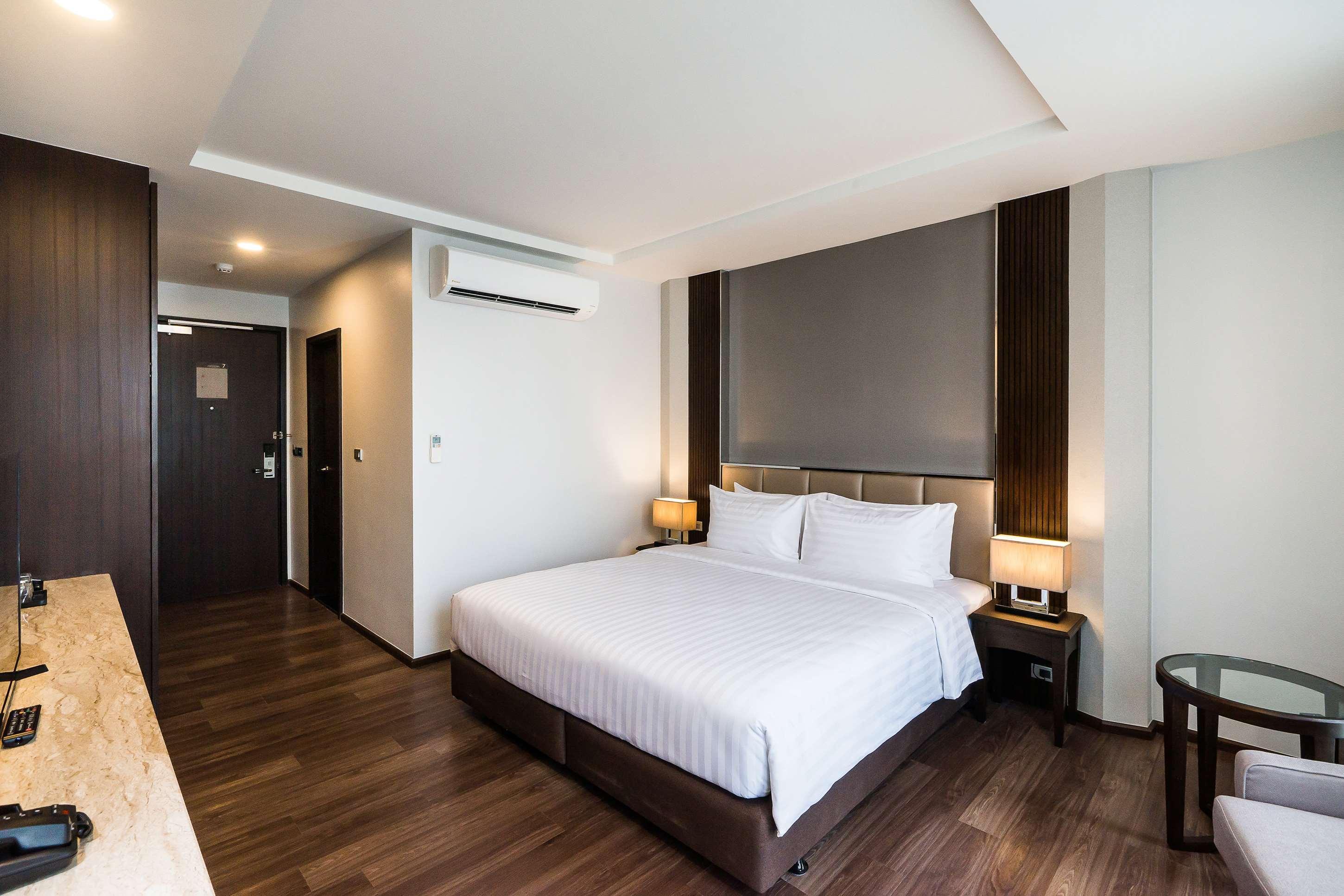 Surestay Plus By Best Western Sukhumvit 2 Bangkok Eksteriør billede