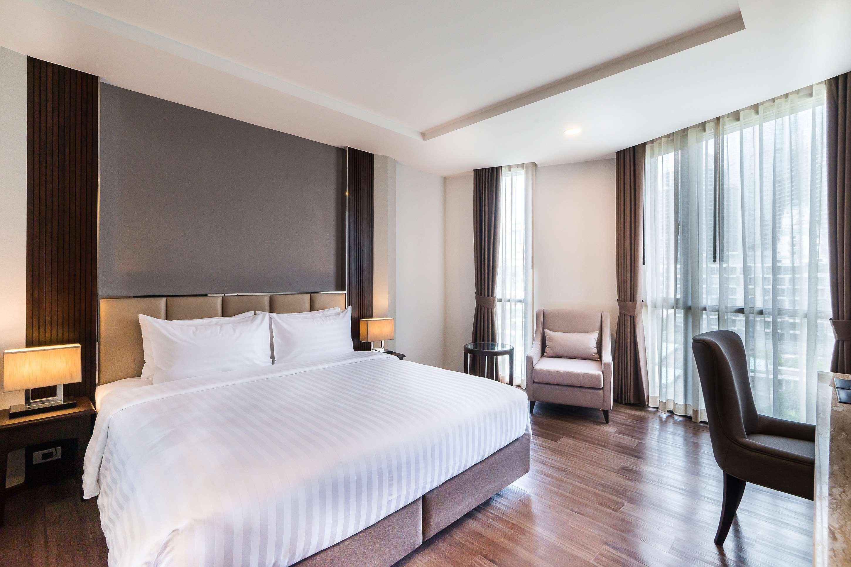 Surestay Plus By Best Western Sukhumvit 2 Bangkok Eksteriør billede