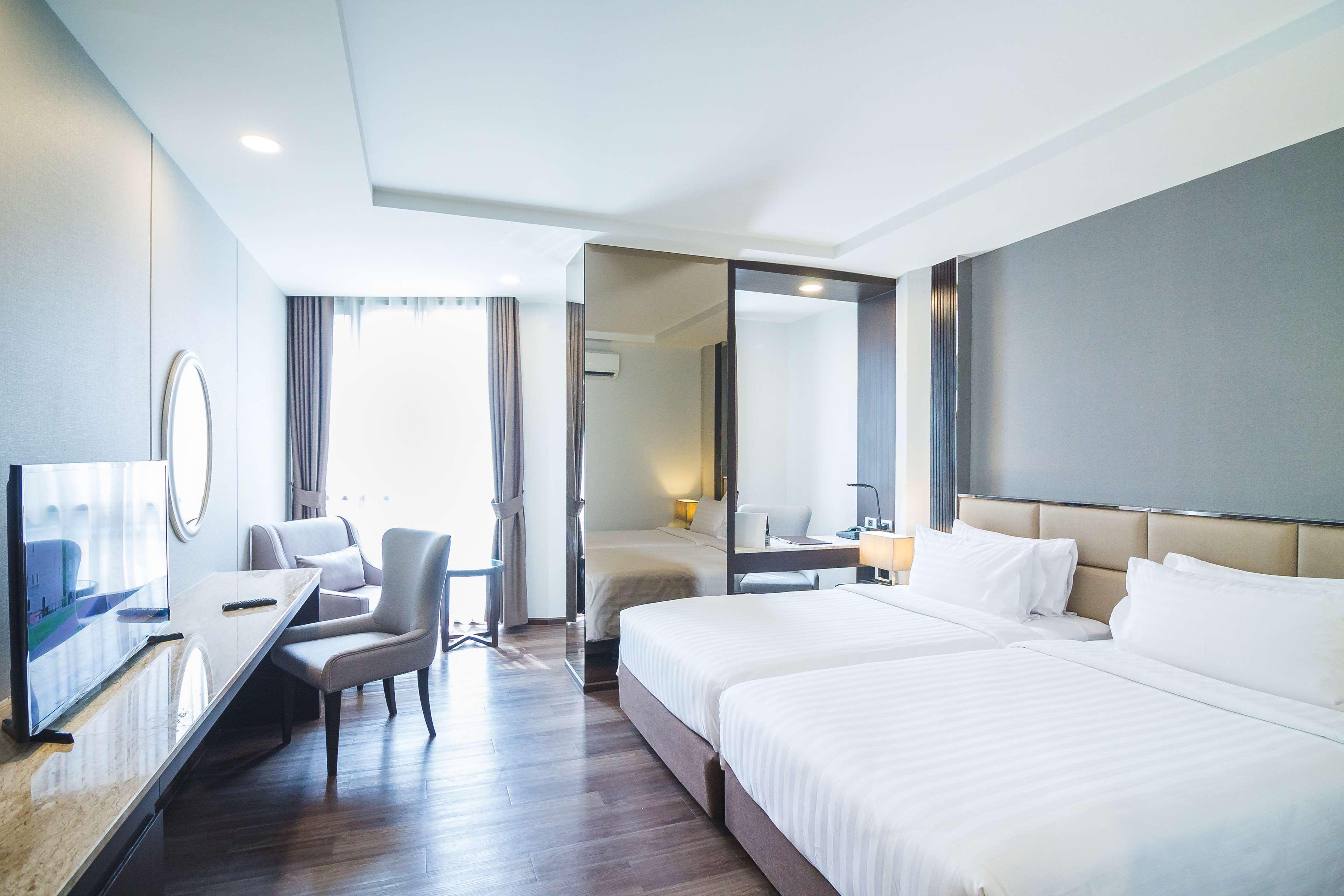 Surestay Plus By Best Western Sukhumvit 2 Bangkok Eksteriør billede